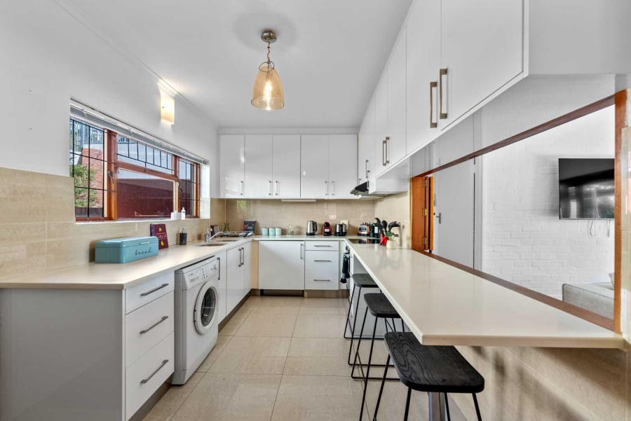 To Let 3 Bedroom Property for Rent in Bakoven Western Cape